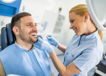 how to whiten teeth at Burwood in-chair