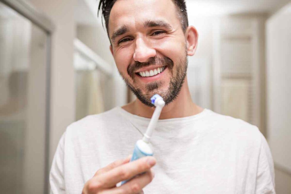 Top 6 Best Electric Toothbrush and Water Flosser Combo For 2024