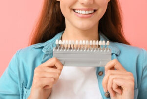 Veneers vs braces application